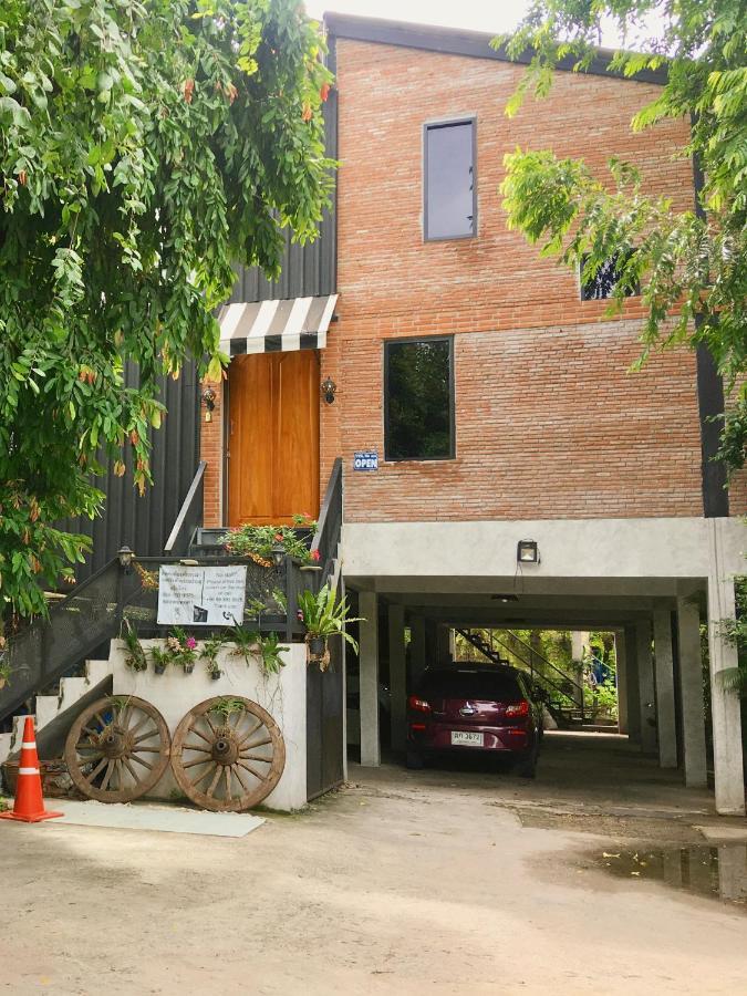 Dawnthaya Ayutthaya House บ้านดอนธยๅ อยุธยา Bagian luar foto